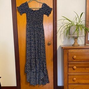 Mi Ami Floral Navy Maxi Dress - Size: Small